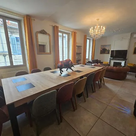 Cocon Des Arenes Centre 18 Couchages *